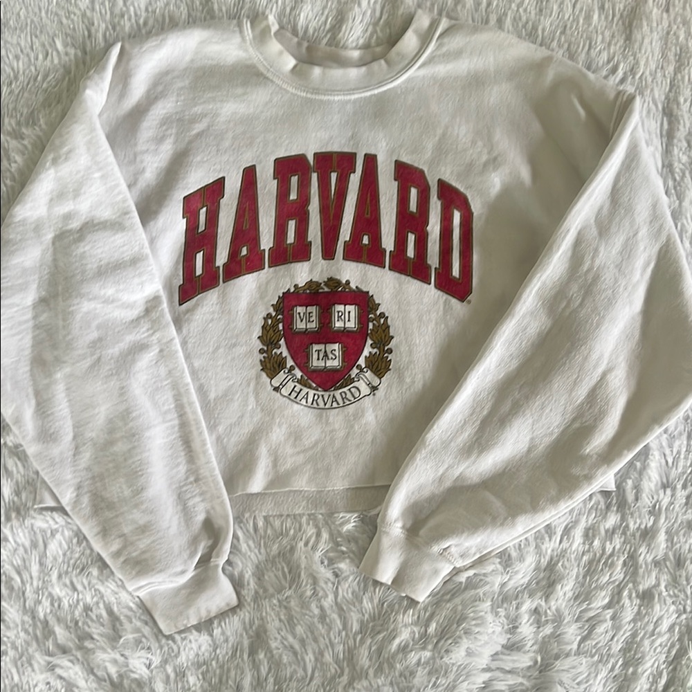 Harvard University large logo cropped long sleeve sweatshirt